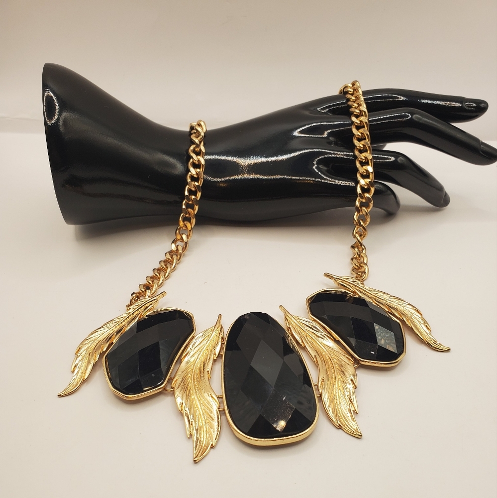 Mia Necklace